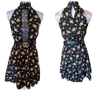 🌈Heart & Heels  halter floral mini dress Sz S